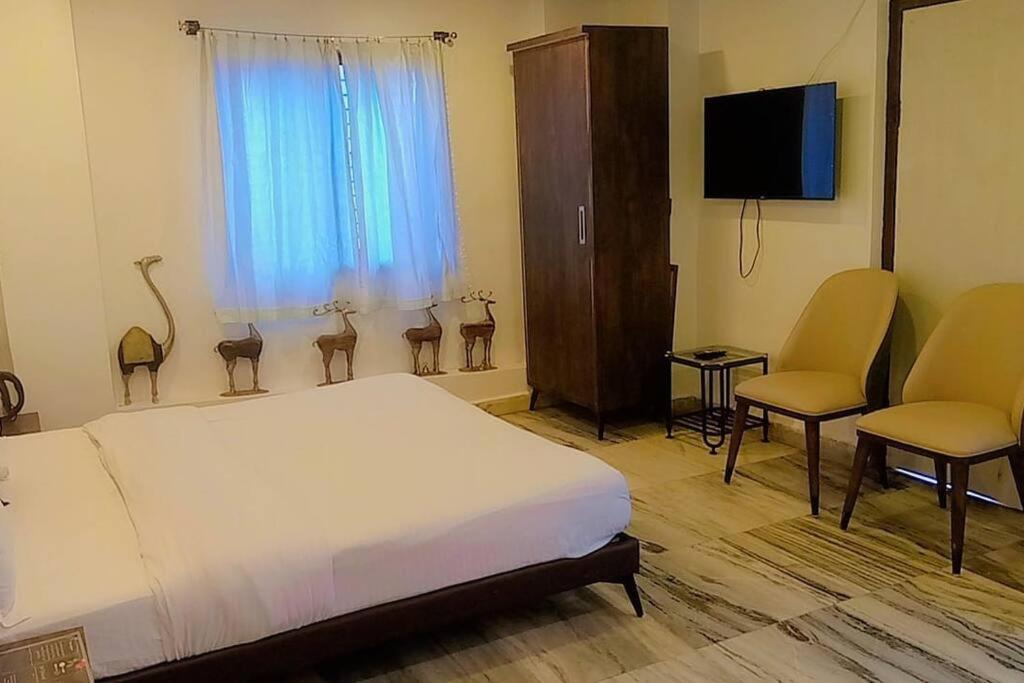 Valley Nest For 6-12 Pax Маунт Абу Екстериор снимка