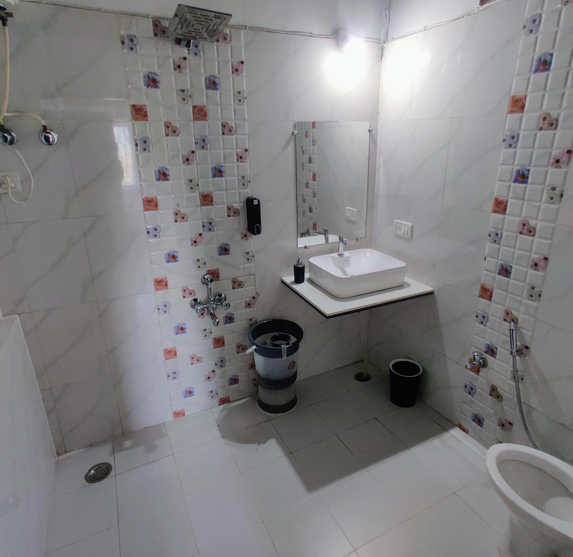 Valley Nest For 6-12 Pax Маунт Абу Екстериор снимка